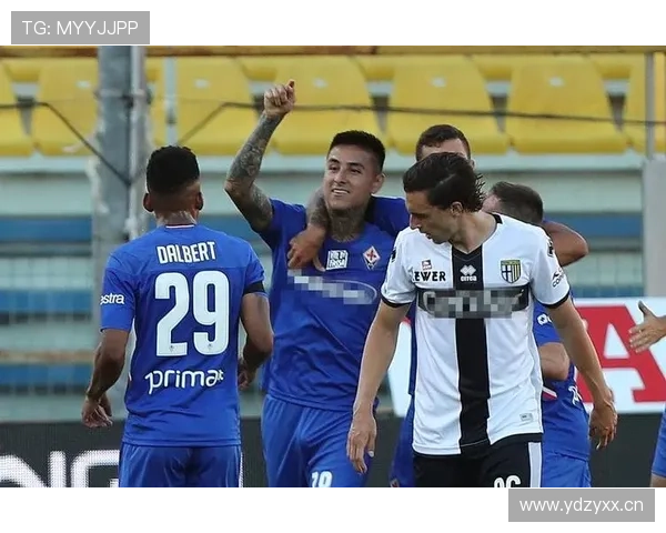 佛罗伦萨与帕尔马上半场互交白卷