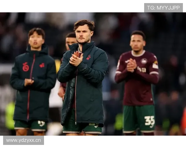 不莱梅队长缺席德比悬念陡增 不莱梅队长缺席德比悬念陡增