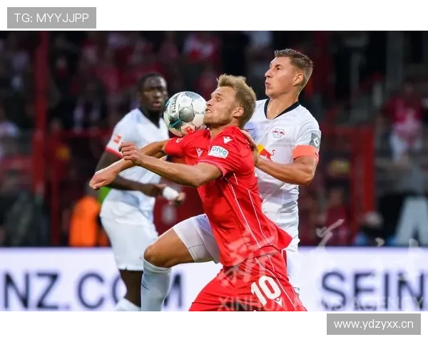 RB莱比锡对柏林联合首发阵容公布